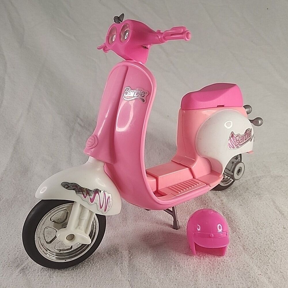 Vehicle Barbie Mattel 1997 Bright Pink Vespa Scooter & Helmet Missing Mirror Vtg